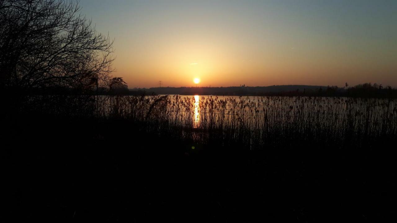 Moin, Moin & Ahoi! Lägenhet Kiel Exteriör bild